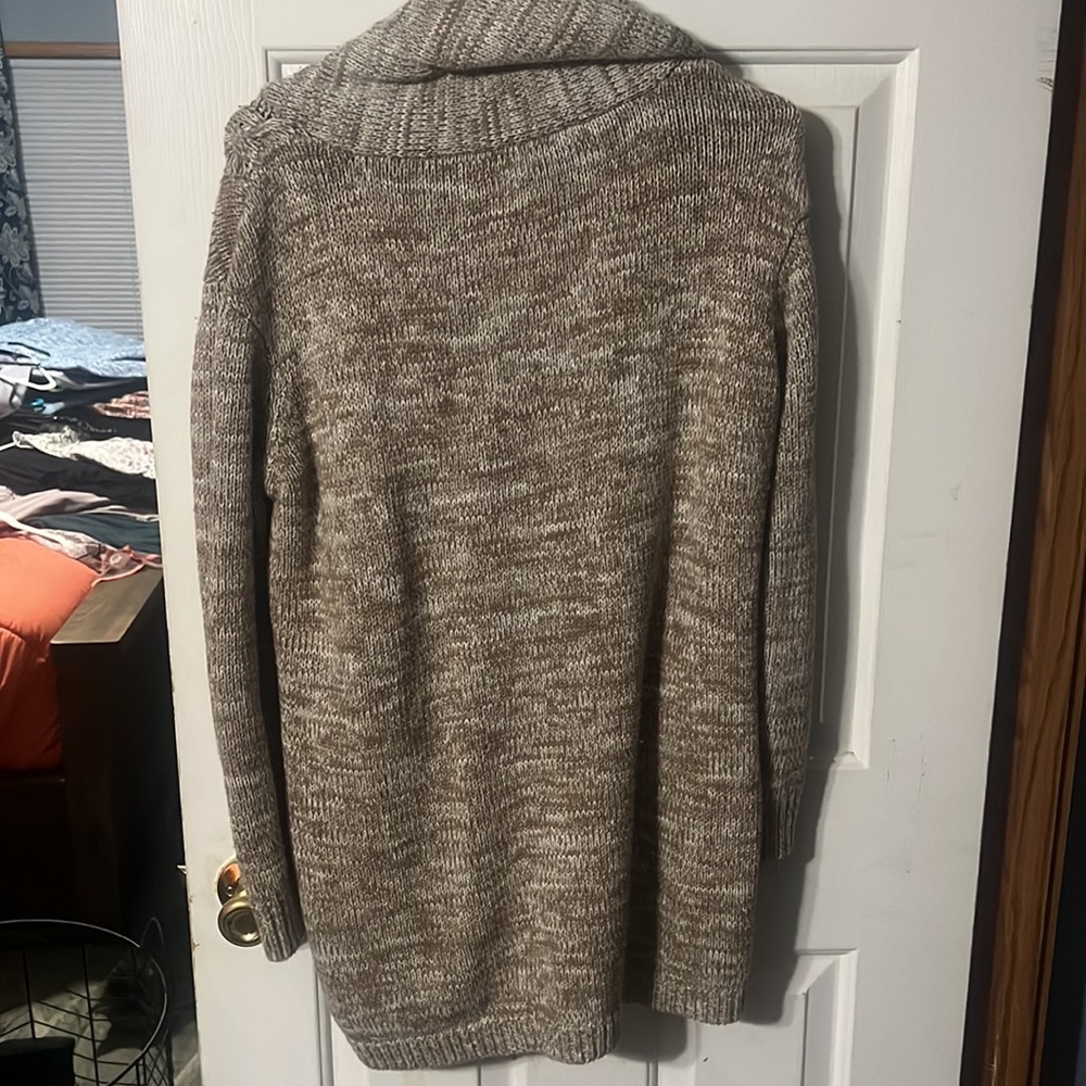 Sweater - Picture 3 of 3